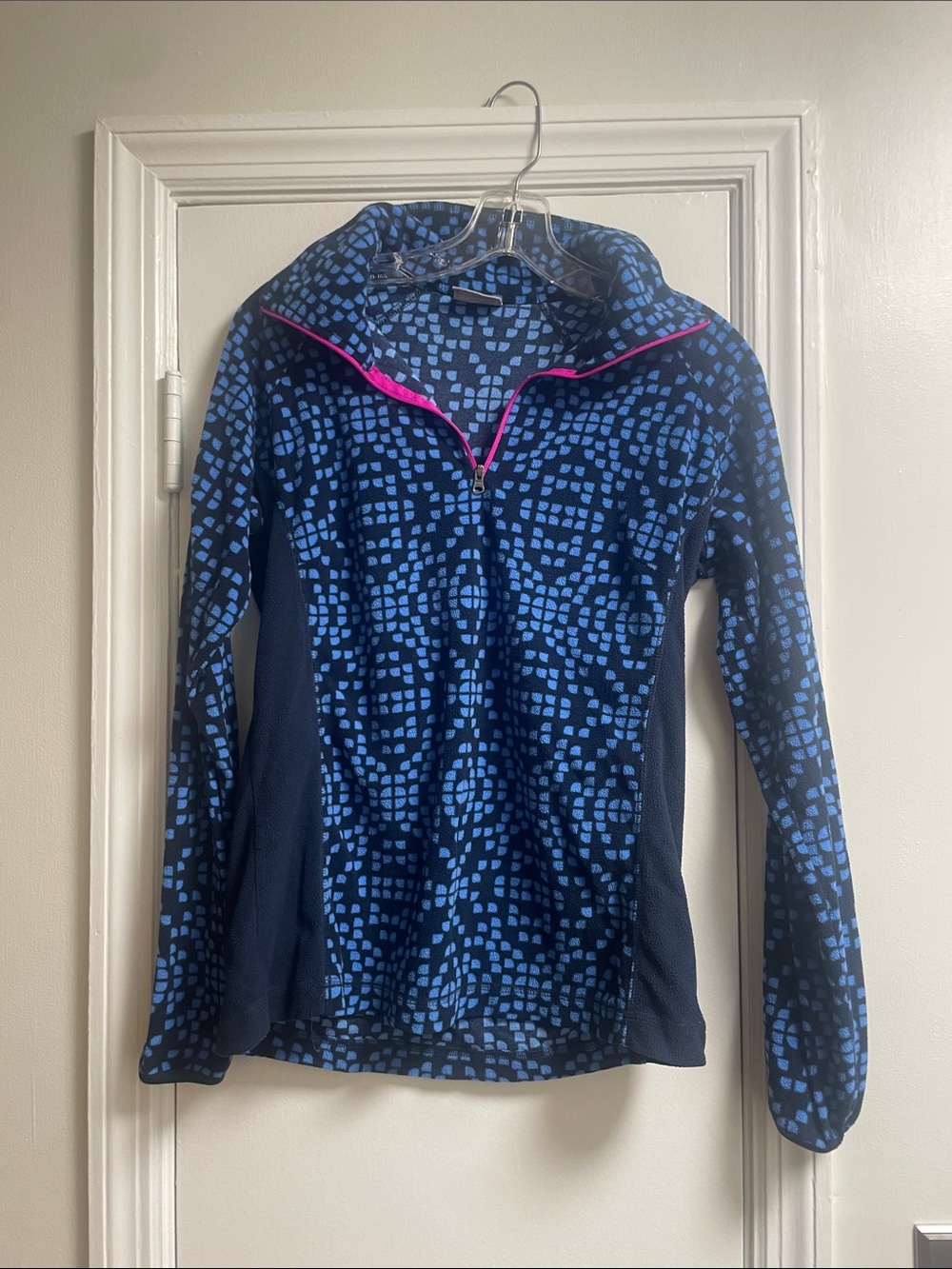 Columbia Navy & Light Blue Patterned Half-Zip Jacket with Pink Trim